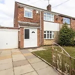3 Bedroom Home With Private Driveway